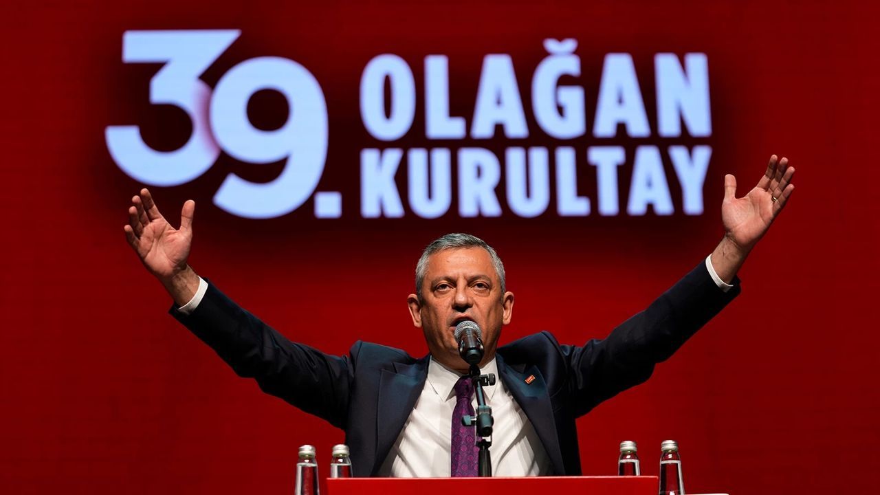 Özel'in PM listesi dikkatleri üzerine çekti!