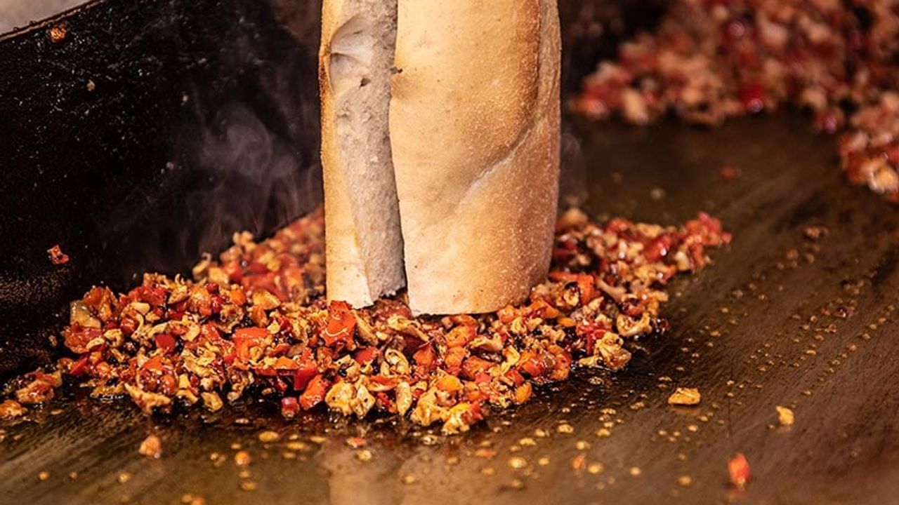 Sokakta yenmemesi gereken gıdalar listelendi!