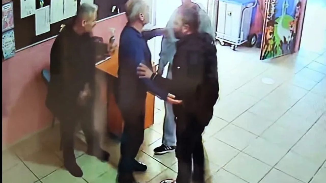 Bitlis'te okul basan saldırgan iki müdürü darbetti