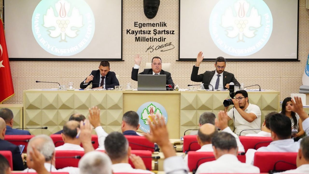 Başkan Dutlulu Meclis'te Manisa'nın Büyük Yatırımlarını Anlattı