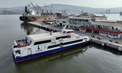 1 Mayıs Perşembe İzmir İZDENİZ Vapur saatleri ve iskele bilgileri