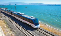 3 Mayıs Cumartesi İzmir İZBAN tren saatleri ve durak bilgisi