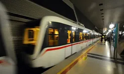 8 Mayıs Perşembe İzmir Metro sefer saatleri açıklandı