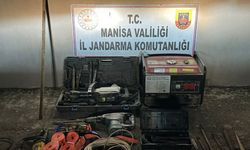 Akhisar’da kaçak kazı yapan 2 şüpheli suçüstü yakalandı