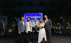 Bandırma Sahil Şenlikleri renkli görüntülerle başladı