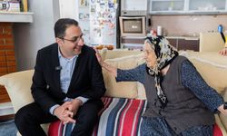 Başkan Onur Yiğit'ten Macide Teyzeye 100 yaş pastası