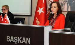 Başkan Yıldız Ünsal’dan sert çıkış: “Altında ezilirsiniz”