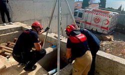 Çeşme’de 65 yaşındaki kadın inşaat kuyusuna düştü!