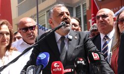 CHP İzmir'den Özgür Özel’e yapılan saldırıya protesto! 'Bu bir demokrasi saldırısı'