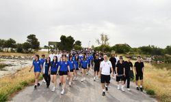 Çiğli’de gençlik Atatürk için yürüdü