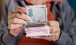 Emekli bayram ikramiyeleri hesaplara yatmaya başladı
