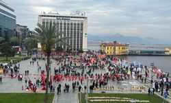 İzmir’de 1 Mayıs kutlamaları Gündoğdu Meydanı'nda başladı