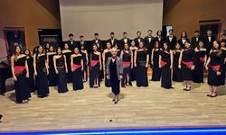 Manisa Gençlik Korosu’na Antalya’dan başarı ödülü