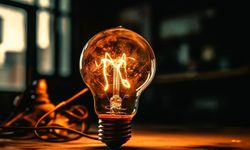 OEDAŞ duyurdu: Mumlarınızı hazırlayın! Uşak'ta 2 Mayıs'ta geniş çaplı elektrik kesintisi uygulanacak