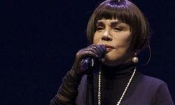 Sezen Aksu müzik haklarını Yahudi kökenli bir şirkete 700 milyon TL karşılığında sattı