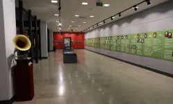 Diyarbakır'da ‘Seni Baharmışın Gibi’ başlıklı sergi açıldı