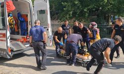Burdur’da ahşap balkon çöktü: Anne ve kızı yaralandı