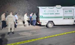 Gaziantep’te kontrolden çıkan motosiklet devrildi: 2 genç hayatını kaybetti
