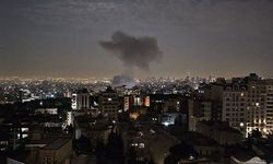 İran’dan Tel Aviv’e füze saldırısı
