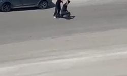 Kendisine şiddet uygulayan eşini savunan kadına vatandaşlardan tepki