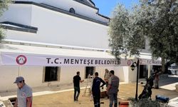 Menteşe Belediyesi'nden Kurşunlu Camii'ne gölgelik tente