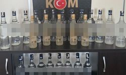 Aydın'da bir araçta 25 litre sahte içki ele geçirildi