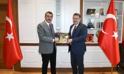 Bakan Yusuf Tekin’den Trabzon’a ziyaret
