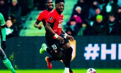 Bordo-mavililer, Rennes’ten transfer hamlesi yaptı