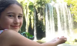 Düden Şelalesi ziyaretçilerin gözdesi