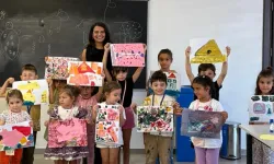 Eskişehir Sanat Sokağı’nda minik yetenekler sahneye çıktı