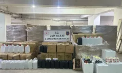 İzmir’de ecza deposuna baskın: 7 ton etil alkol ele geçirildi