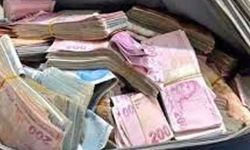 CHP'li meclis üyesinin para dolu çanta görüntüsü gündem oldu