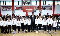 Balçova'da dostluk turnuvasından güçlü mesaj