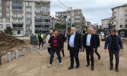 Başkan Ertaş sahaya indi; Edremit'te yol atağı