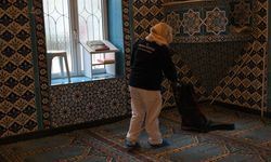 Kuşadası'nda Camiler Ramazan'a Hazırlanıyor