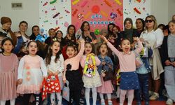 Başkan Kınay 'Her Emeğiniz Karabağlar'a Değer Katıyor'