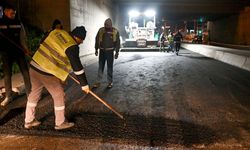 Bornova'da yağmur bitti, asfalt serimi başladı