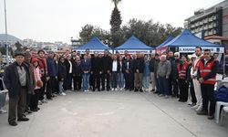 Efeler İlçe Örgütü Başkan Ömer Günel'i yalnız bırakmadı