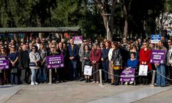 Kadınlardan Bornova'da 8 Mart dayanışması