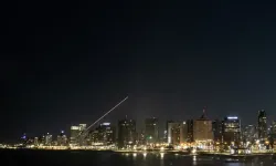 Tel Aviv'de patlama sesleri: İran'dan yeni füze saldırısı