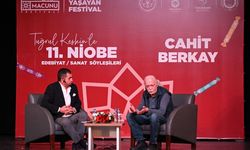 Cahit Berkay Manisalılarla buluştu