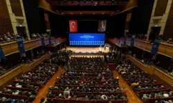 Cemil Tugay'dan, İzmir'in gururunu kırmaya çalışanlara tepki