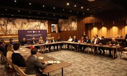 Merkezefendi Belediyesi ve DEGİAD'dan öğrencilere destek...