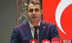 Meslek Fabrikası önünde Çağatay Güç'ten tepki