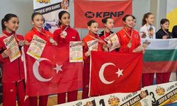 Seferihisar'ın 'Altın Çocukları' Avrupa yolunda kürsüyü bırakmıyor