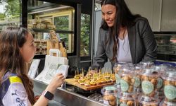 Yetişkin sözünü tuttu: Menderes Park'ta vegan kafe açıldı