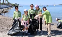 Bodrum'da deniz çöpleri izleme ve kıyı temizliği çalışması
