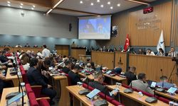 İzBB Meclisi Olağanüstü toplandı: 'Karşıyaka Stadı' projesi için Tugay'dan davet