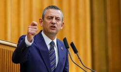 Özgür Özel'den 'kürsü' sorusuna net yanıt