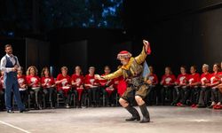 Bornova'da ritim ve halk dansları rüzgarı